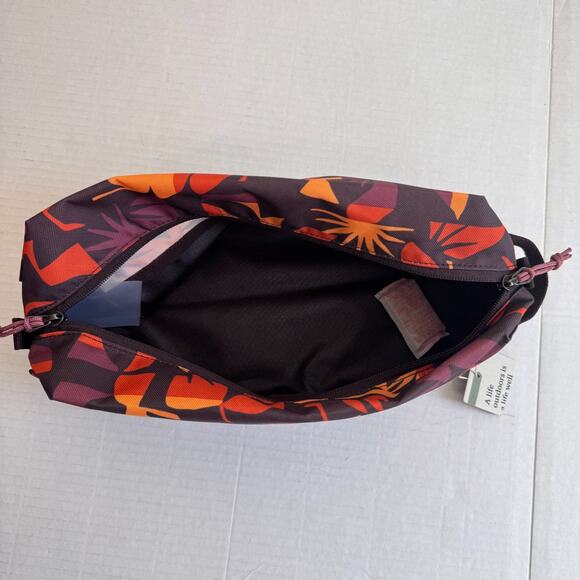 REI Roadtripper Duffle Bag 60 Liter and Medium Pod Bag Travel Sol Geo Raisin NEW - Picture 7 of 8